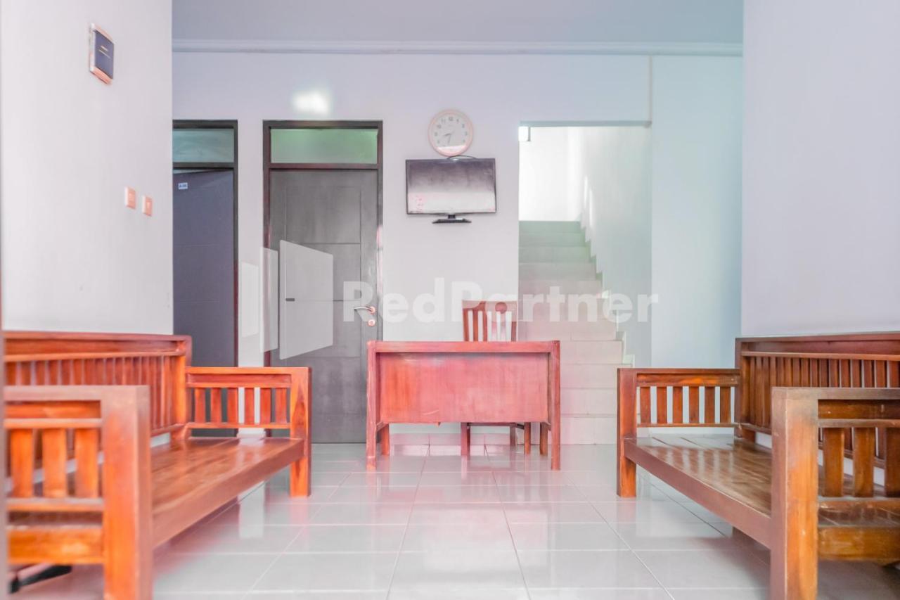 Oyo 2770 Zleepy Wisma Khazri Bogor Exterior photo