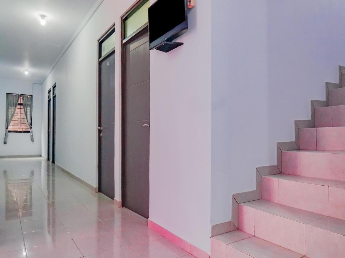 Oyo 2770 Zleepy Wisma Khazri Bogor Exterior photo