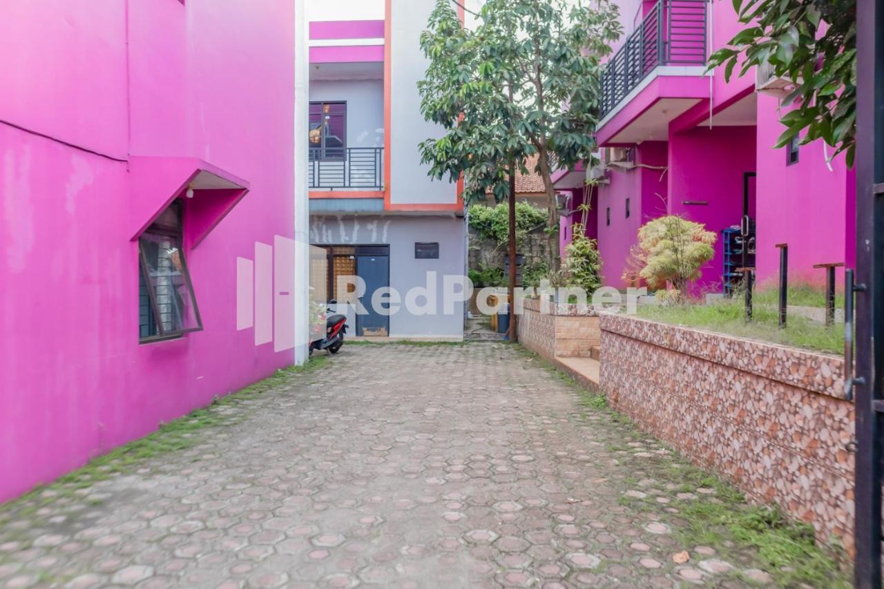 Oyo 2770 Zleepy Wisma Khazri Bogor Exterior photo